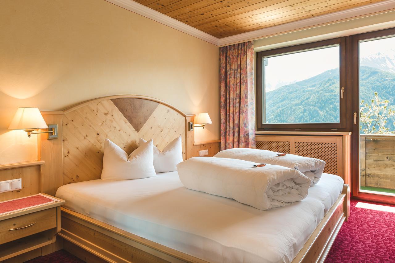 Hotel Garni Tirol Ladis Eksteriør bilde