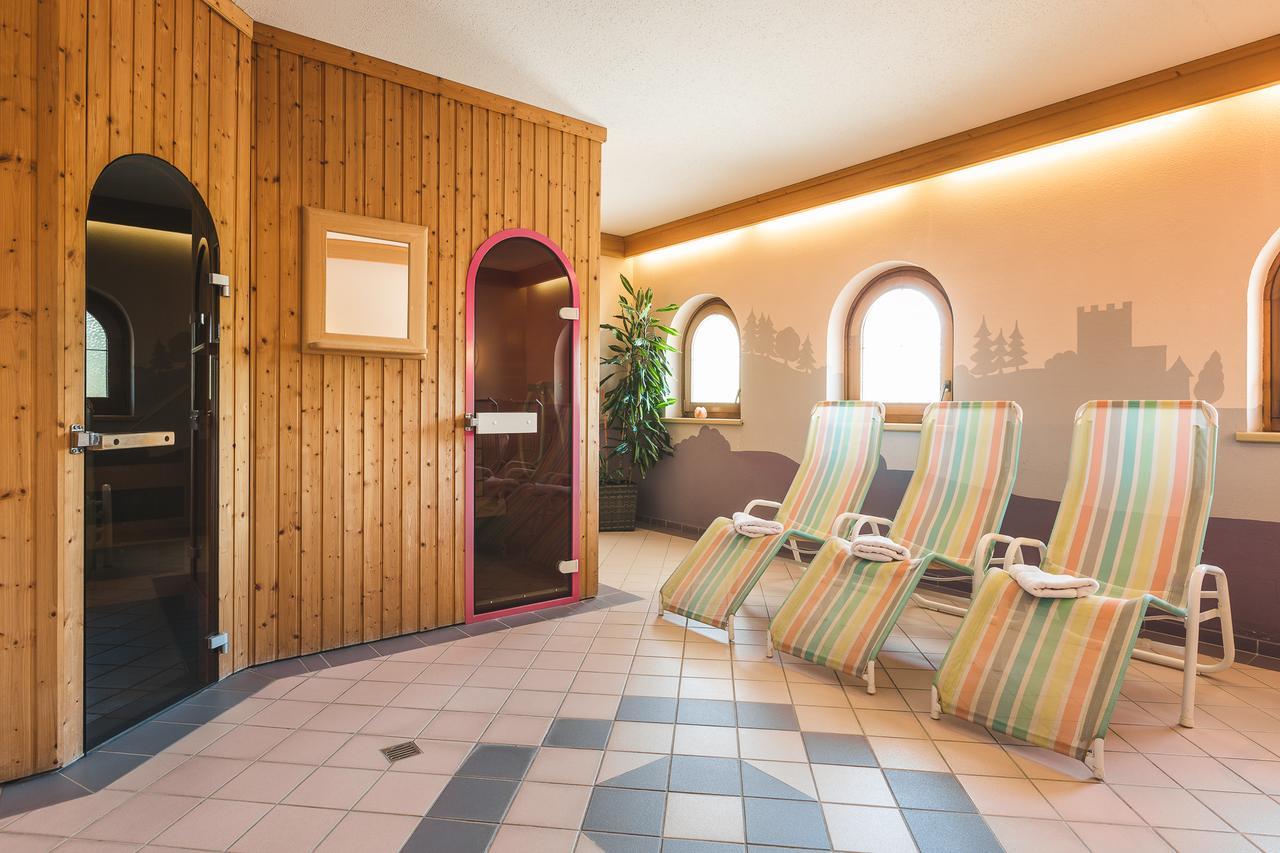 Hotel Garni Tirol Ladis Eksteriør bilde