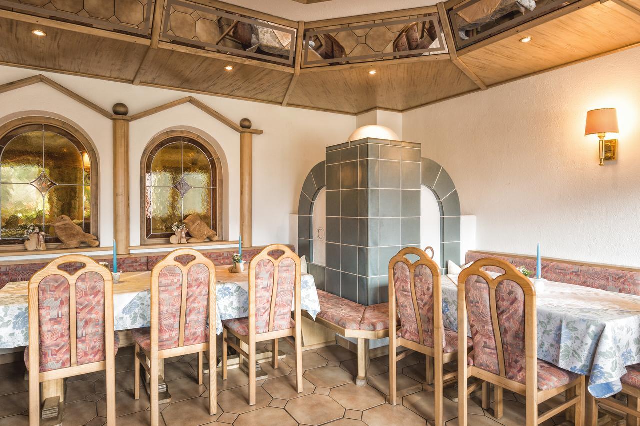Hotel Garni Tirol Ladis Eksteriør bilde
