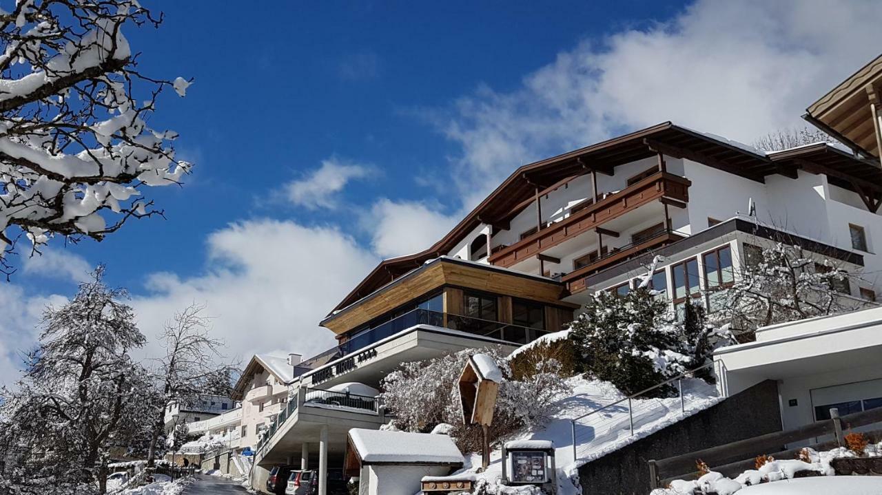 Hotel Garni Tirol Ladis Eksteriør bilde